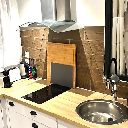 Appartement A Mi Chemin Entre Aeroport Et Centre - Vue Sur Les Montagnes - Echappee Belle Perpignan